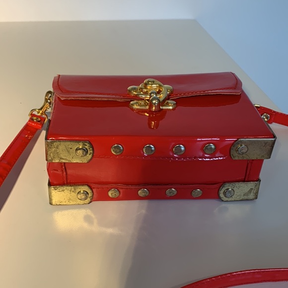 VINTAGE | Box Purse - Picture 4 of 12